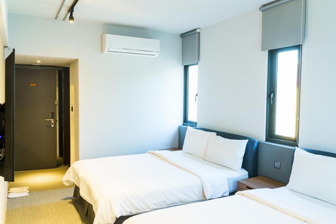 Doudian Ddinn Hotel 台中市 エクステリア 写真