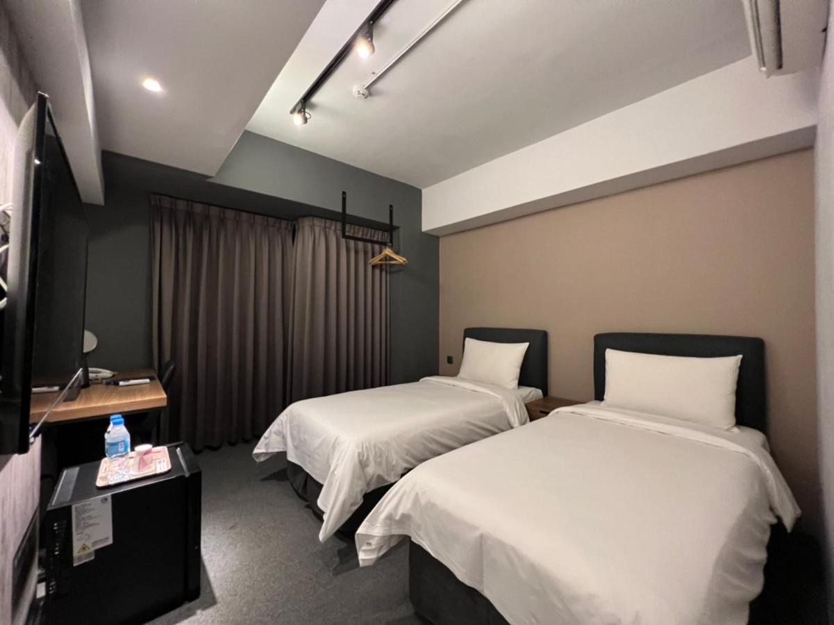 Doudian Ddinn Hotel 台中市 エクステリア 写真