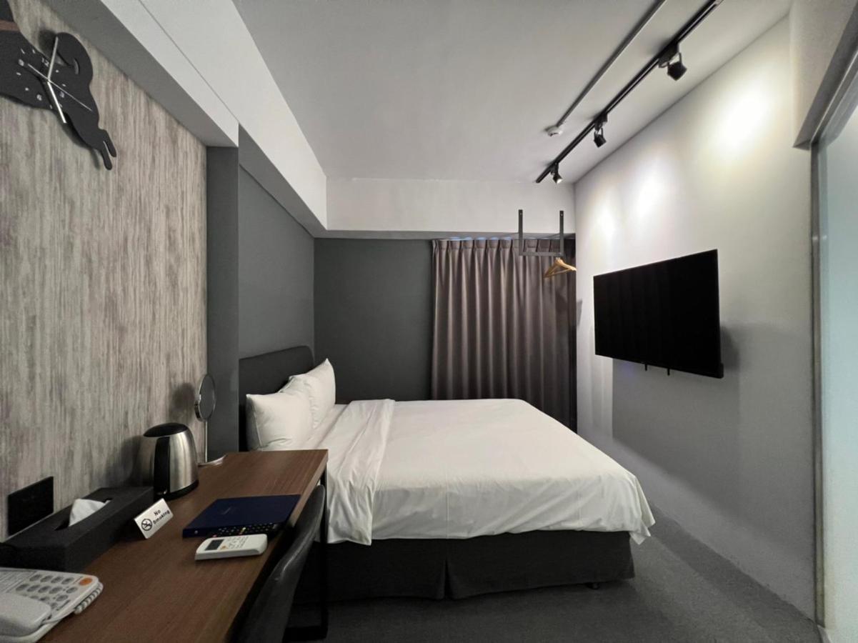 Doudian Ddinn Hotel 台中市 エクステリア 写真
