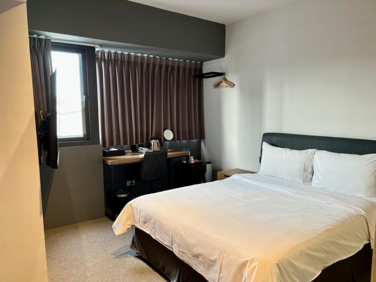Doudian Ddinn Hotel 台中市 エクステリア 写真