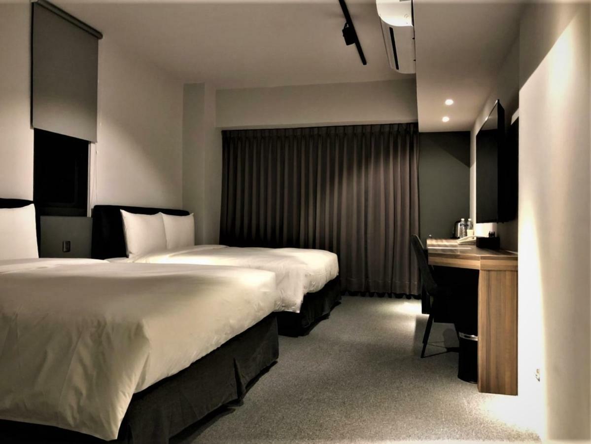 Doudian Ddinn Hotel 台中市 エクステリア 写真