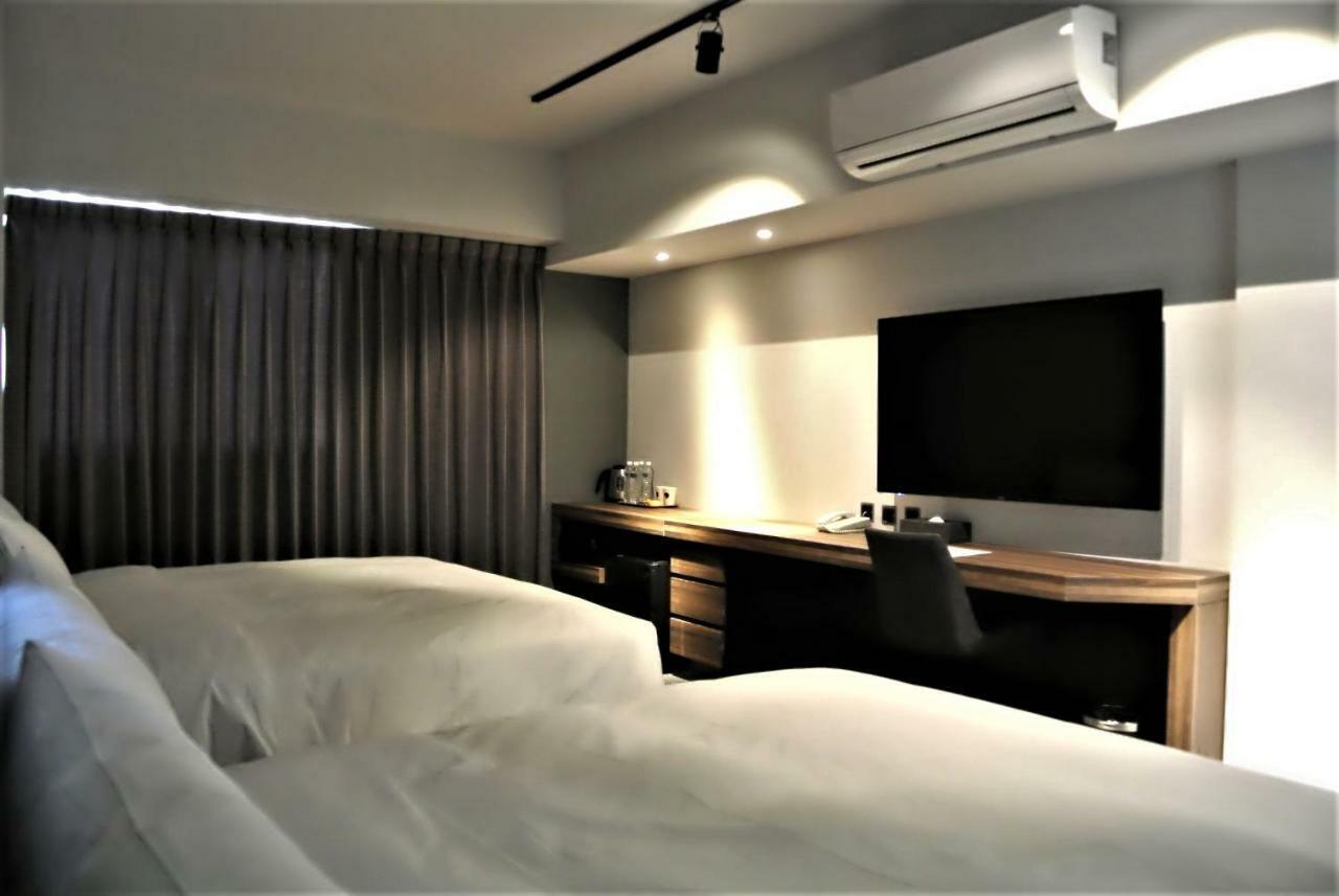 Doudian Ddinn Hotel 台中市 エクステリア 写真