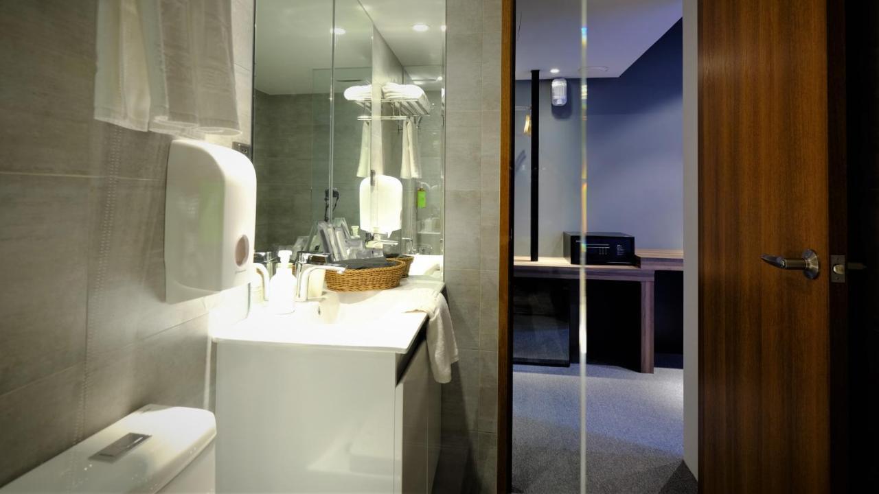 Doudian Ddinn Hotel 台中市 エクステリア 写真