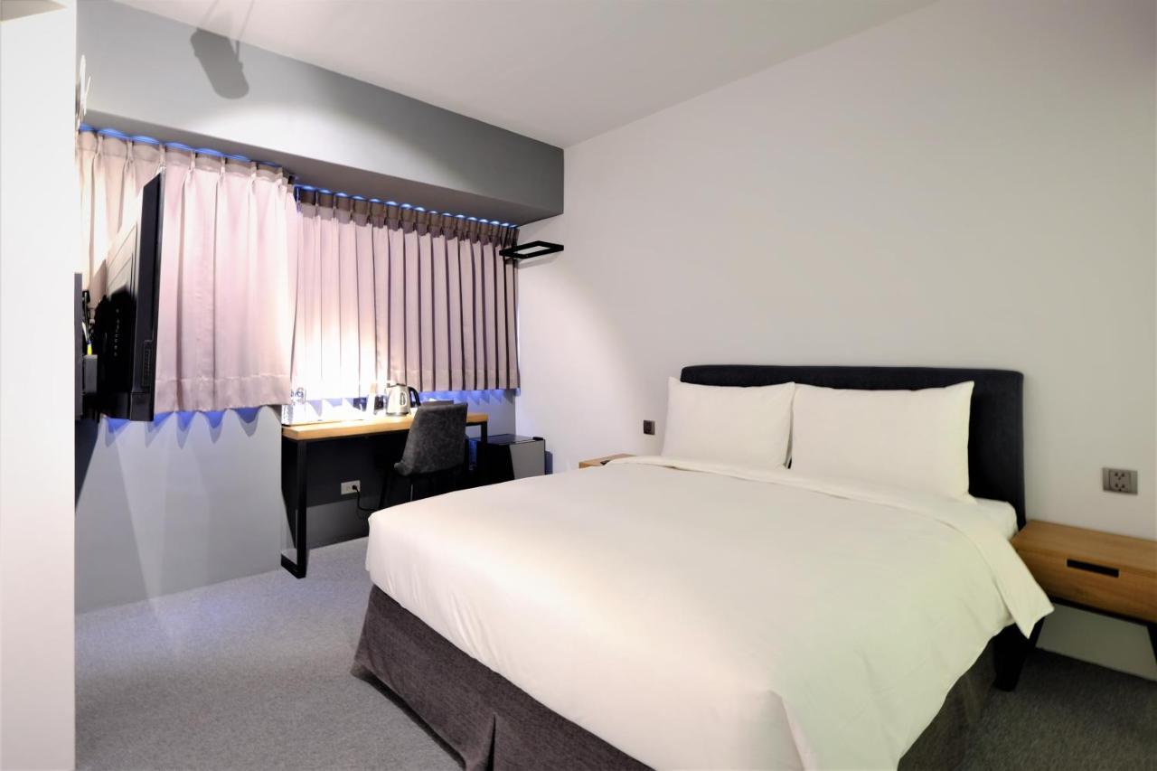 Doudian Ddinn Hotel 台中市 エクステリア 写真